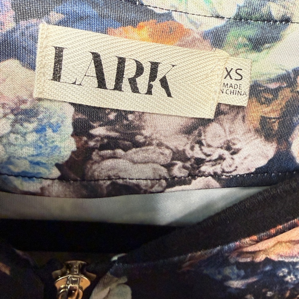 Lark Black Floral Print Bomber Jacket - Picture 6 of 8